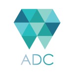 логотип компании AESTHETIC DENTAL CLUB